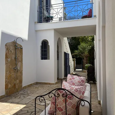 Perla Saracena Holiday home Sant Isidoro (Apulia)